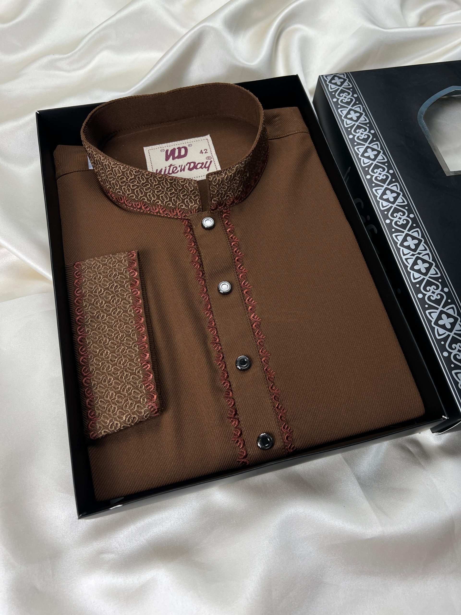 154 (Code: 154) প্রিমিয়াম চায়না চেরি এমব্রয়ডারি ডিজাইনার পাঞ্জাবি - Image 1